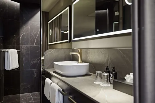 Lindner Hotel Dusseldorf Seestern - JDV by Hyatt Photos