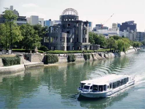 Urbain Hiroshima Executive Xung quanh Photos