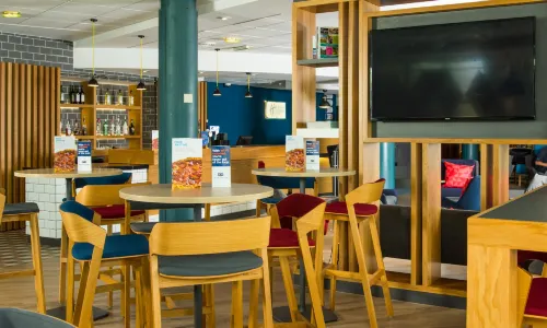 Holiday Inn Express Burton Upon Trent Restauration Photos