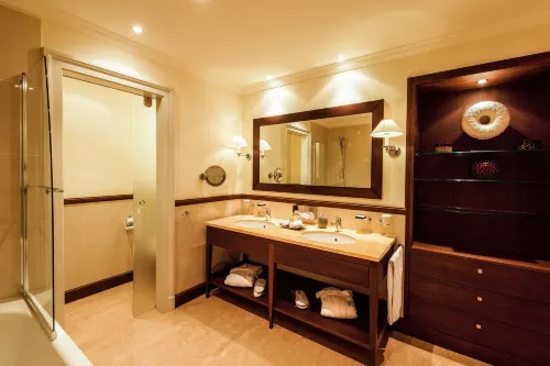 Lausanne Palace Camere Photos