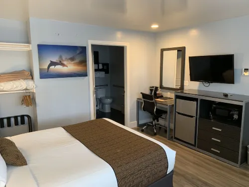 Pacific Inn Monterey Photos