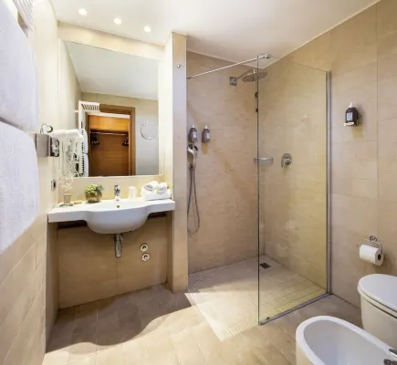 Hotel Parma & Congressi Camere Photos