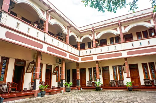 Hotel Laweyan Solo Общественные зоны Photos