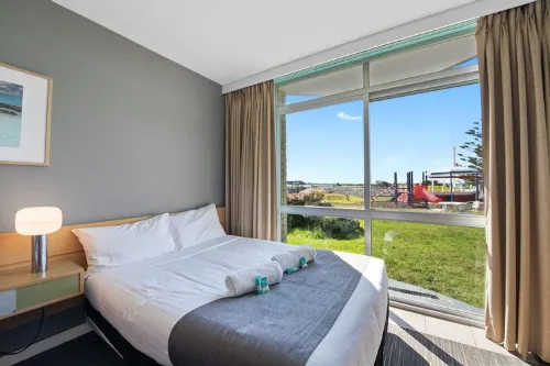 Scamander Beach Resort Photos