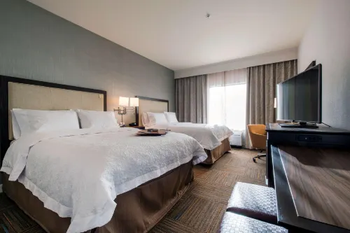 Hampton Inn & Suites by Hilton Phoenix Tempe Rooms Photos