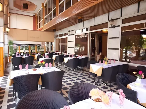 Hotel Amalay Restauration Photos