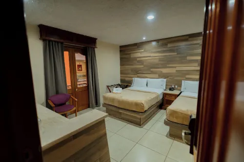 Hotel Santiago de Compostela - Guadalajara Centro Historico Camere Photos