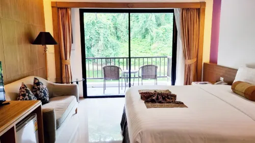 Tinidee Golf Resort at Phuket Chambres Photos