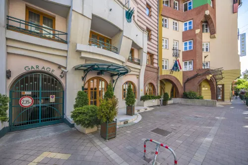 Corvin Hotel Budapest Sissi Wing Extérieur Photos