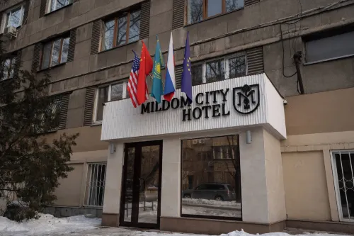 Mildom City Hotel Extérieur Photos
