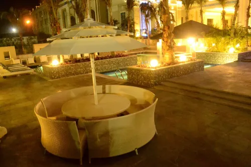 Sheraton Grand Palace Indore Public Areas Photos