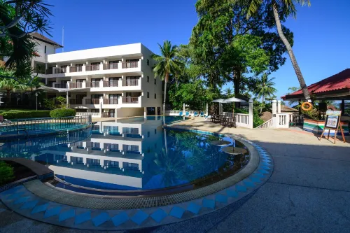 Patong Lodge Hotel Phuket Exterior Photos