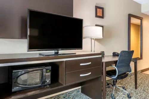 Comfort Suites Fort Lauderdale Airport South & Cruise Port Chambres Photos