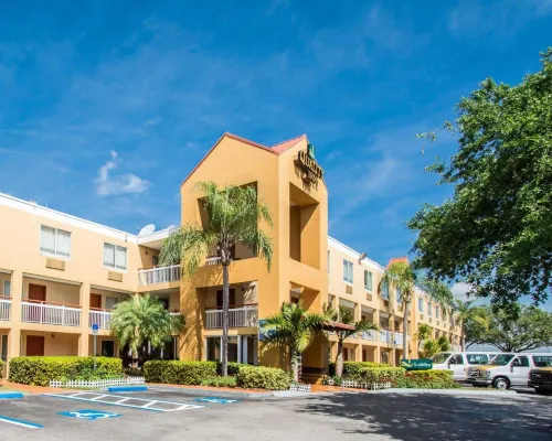 Quality Inn Miami Airport - Doral Featured Photos