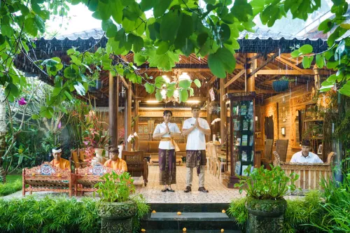 Ubud Raya Boutique Hotel Ngoại thất Photos