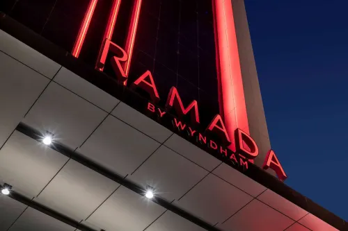 Ramada by Wyndham Riyadh King Fahd Road Extérieur Photos