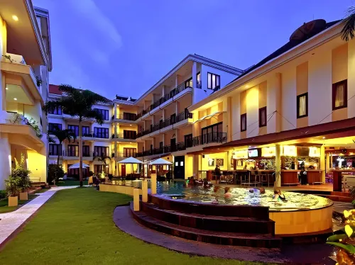 Kuta Town Houses Area Publik Photos