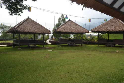 The Highland Park Resort Bogor Eksterior Photos