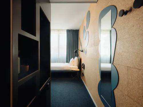 Conscious Hotel the Tire Station Camere Photos