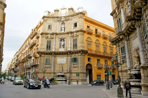 Mercure Palermo Centro À proximité de l'hôtel Photos