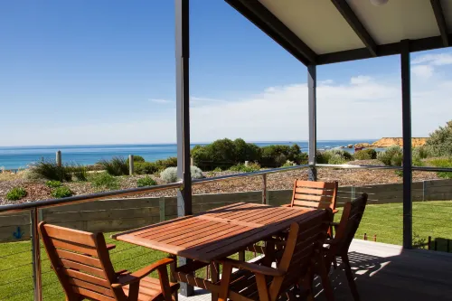 Torquay Foreshore Caravan Park Rooms Photos