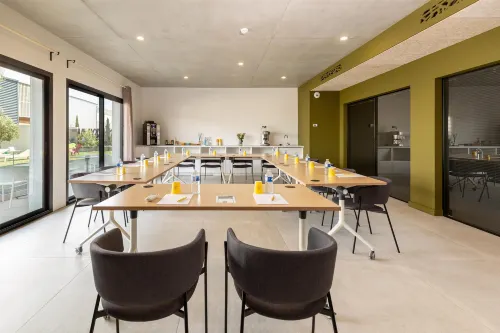 Golden Tulip Martigues - Provence Espaces Affaires Photos