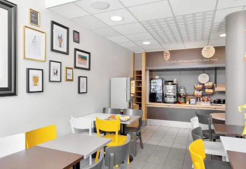 B&B HOTEL Dunkerque Centre Gare Restauration Photos