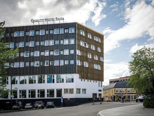 Quality Hotel Saga Exteriör Photos