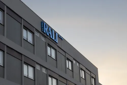 Hotel Rali Viana Exterior Photos