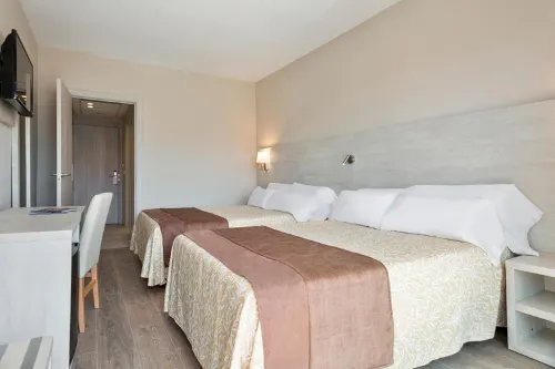 Jambuluwuk Thamrin Hotel Photos
