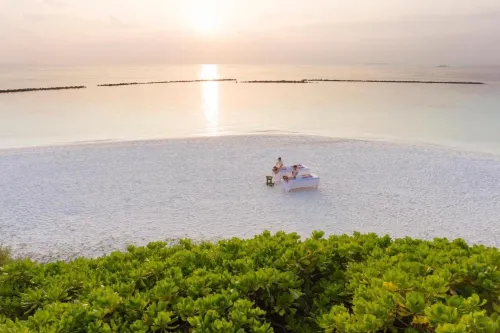 Royal Island Resort Рядом с отелем Photos