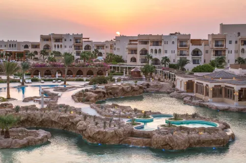 فندق كمبنسكي سوما باي من الخارج Photos