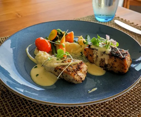 Maua Nusa Penida by Swiss-Belhotel Restauration Photos