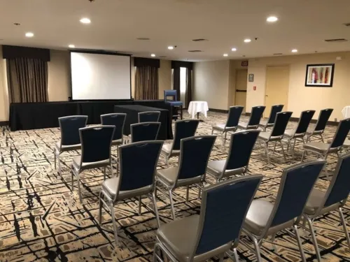 Best Western Plus Heritage Inn Бизнес-удобства Photos