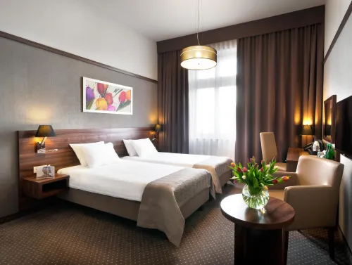 Golden Tulip Krakow City Center Photos