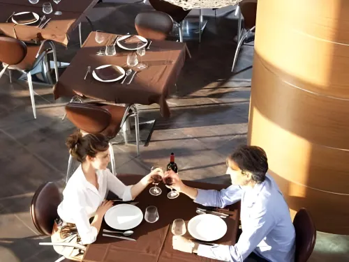 Vercelli Palace Hotel Dining Photos