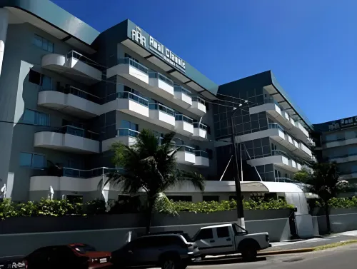 Real Classic Hotel Exterior Photos
