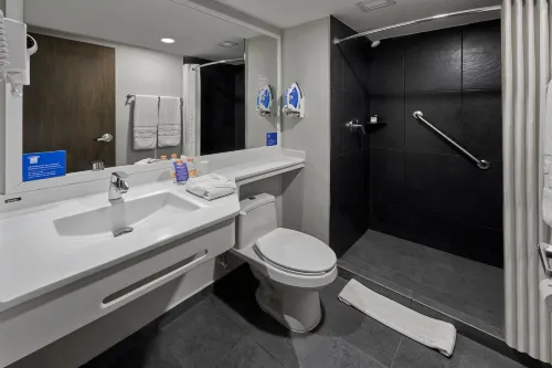 City Express Plus by Marriott Ciudad de México Santa Fe Rooms Photos
