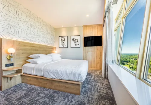 Tower Hotel at Fallsview Photos