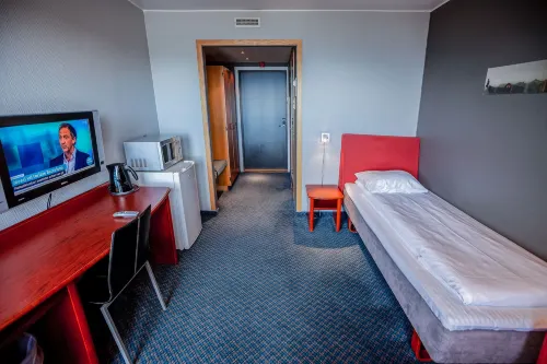 F2 Hotel Rooms Photos
