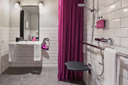 Moxy Munich Ostbahnhof Camere Photos
