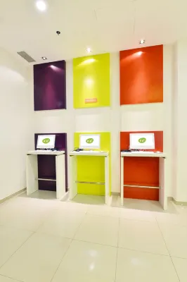 POP! Hotel Kelapa Gading Jakarta Area Publik Photos