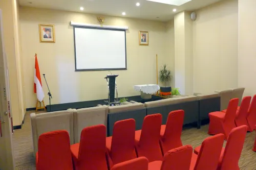 Cipta Hotel Pancoran Fasilitas Bisnis Photos