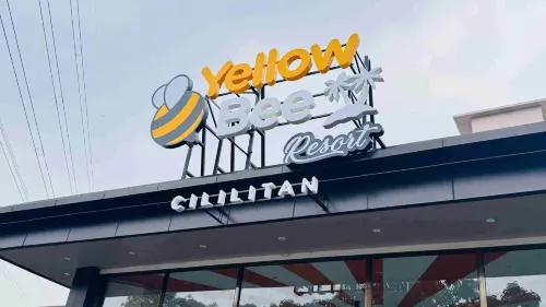 Yellow Bee Resort Cililitan Xung quanh Photos