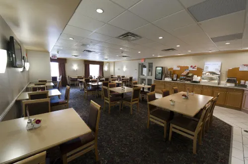 Sandman Hotel & Suites London Downtown Ristorazione Photos