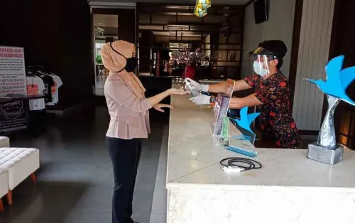 Balcony Hotel Sukabumi Area Publik Photos