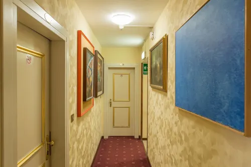 Hotel La Fenice et des Artistes Public Areas Photos