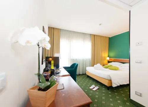 BV Hotel Oly Номера Photos