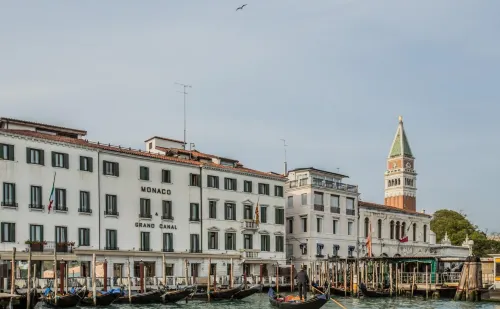 Monaco & Grand Canal Venice À ne pas manquer Photos