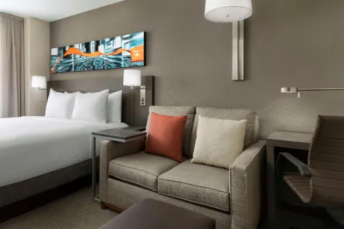 Hyatt Place New York City/Times Square Rooms Photos